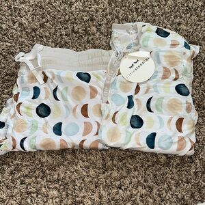 Little Sleepies Luna Women’s PJ set small top & medium Bottoms